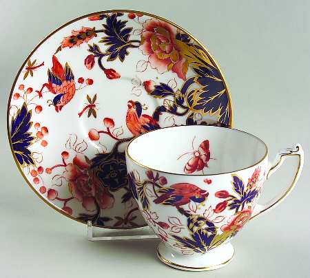 Hong Kong (Old Backstamp, Rust Flowers) Footed Cup & Saucer Set
