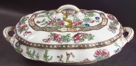 Indian Tree Multicolor (Scalloped, Older) Oval Covered Vegetable