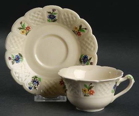 Lady Hamilton Flat Cup & Saucer Set