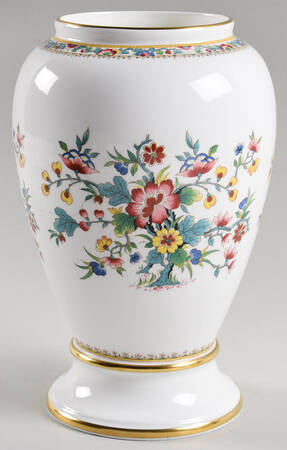 Ming Rose 9" Footed Vase
