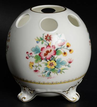 Ming Rose Vase/Fern Pot