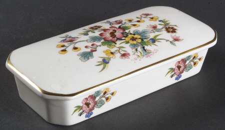 Ming Rose Oblong Box & Lid