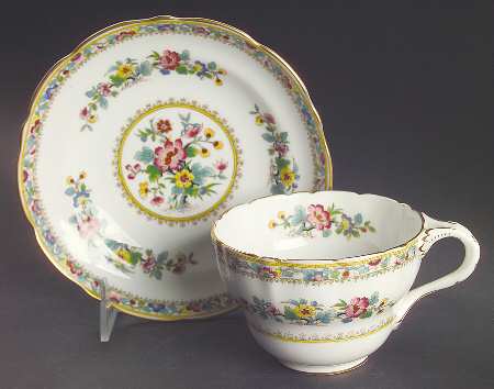 Ming Rose Oversized Cup & Saucer Set