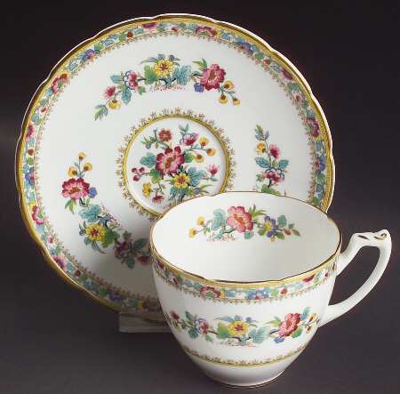 Ming Rose Oversized Cup & Saucer Set