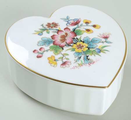 Ming Rose 3" Heart Shape Box & Lid
