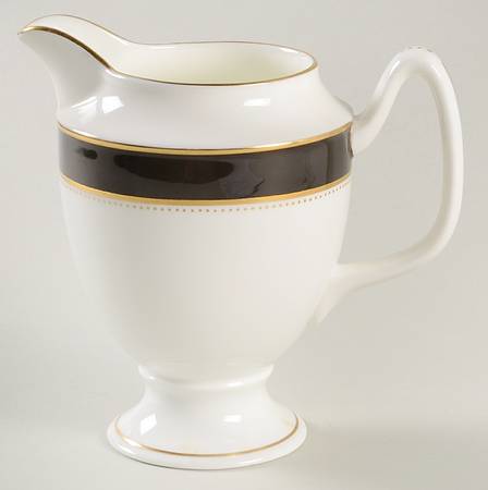 Norfolk Brown Creamer