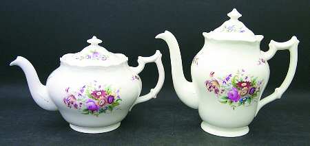 Old Coalport (Bone, No Trim, Shallow Scallop) Coffee Pot & Lid by Coalport