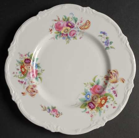 Old Coalport (Bone, No Trim, Shallow Scallop) Luncheon Plate by Coalport