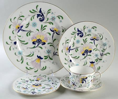 Pageant 40 Piece Estate Set