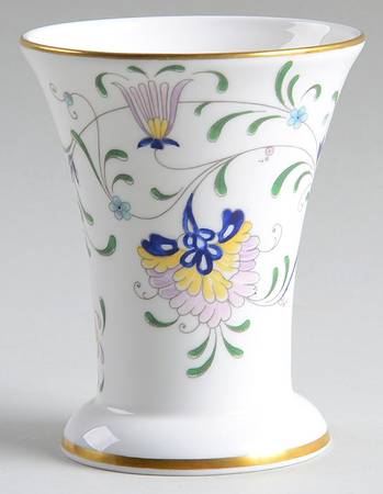Pageant 4" Vase
