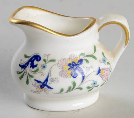 Pageant Toy Creamer