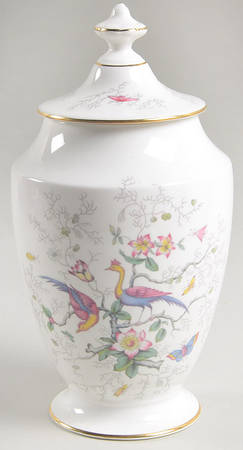 Paradise Footed Urn with Lid