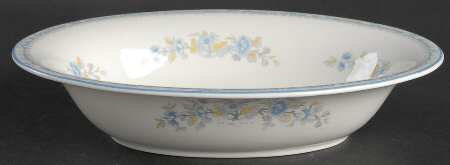 Pearl 9" Oval Vegetable Bowl
