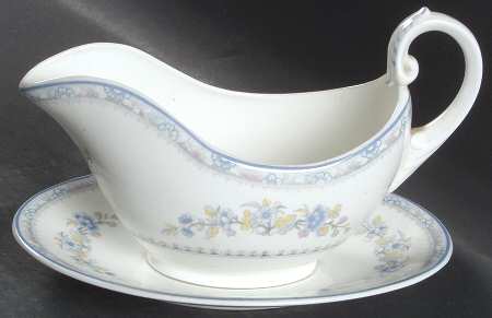 Pearl Gravy Boat & Underplate