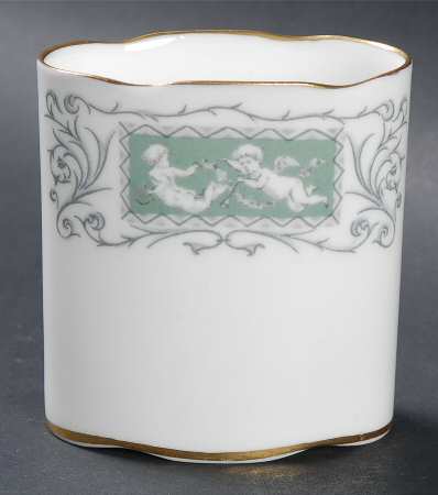 Revelry Green (Smooth) Cigarette Holder