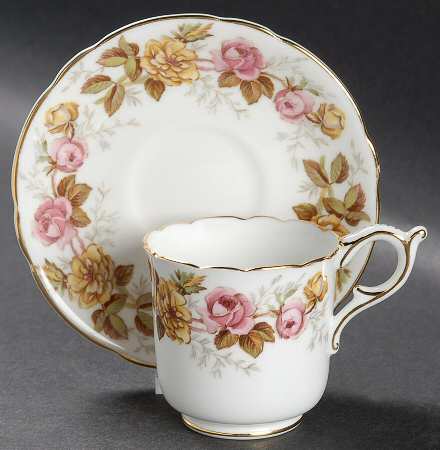 Rosalinda Footed Demitasse Cup & Saucer Set