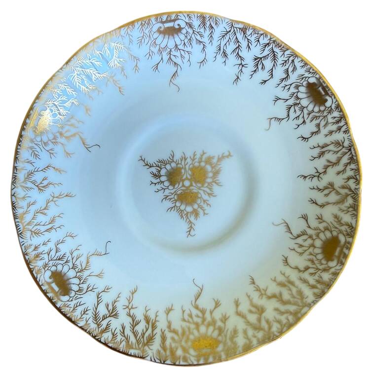 Sargasso (Gold Center Design) Saucer