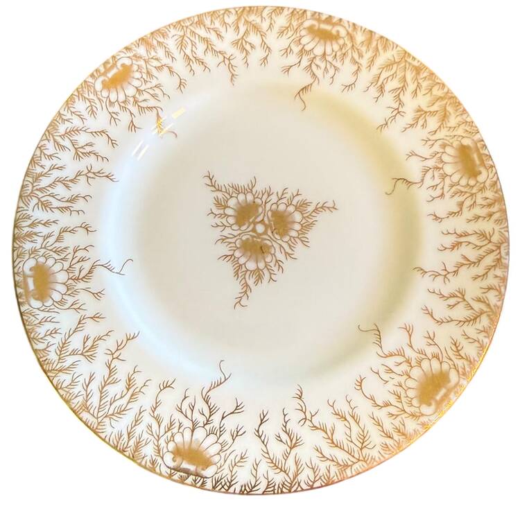 Sargasso (Gold Center Design) Bread & Butter Plate