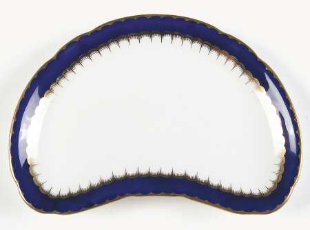 Spearpoint Cobalt Crescent Salad Plate