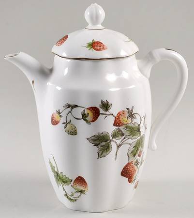 Strawberry (Scalloped) Coffee Pot & Lid