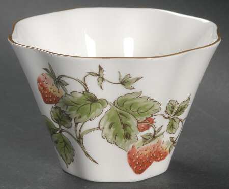 Strawberry (Scalloped) Open Sugar Bowl