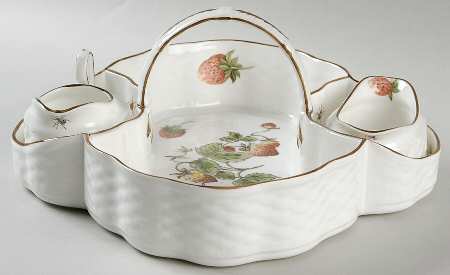 Strawberry (Scalloped) Strawberry Basket W/Creamer & Open Sugar