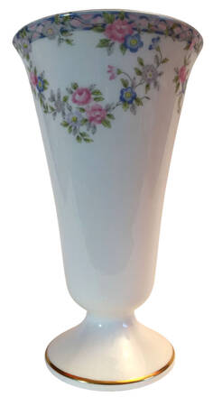 Trellis Rose 6" Flared Vase