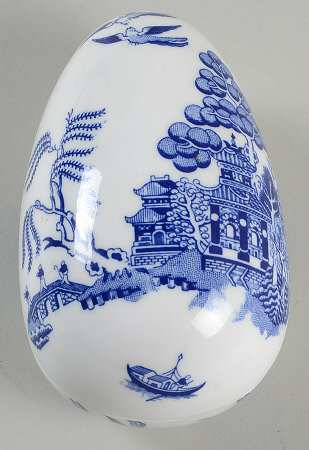 The Willow Blue (Newer, Bone) Small Egg Box & Lid