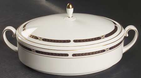 Windsor Oval Covered Vegetable
