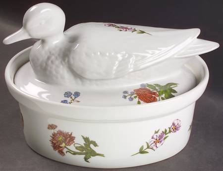 Caroline 1.5 Quart Oval Covered Casserole
