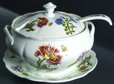 Caroline Tureen & Lid w/Ladle & Underplate