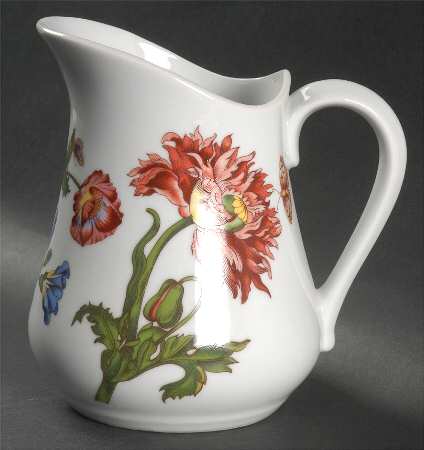 Caroline 32 Oz Pitcher