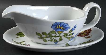 Caroline Gravy Boat & Underplate