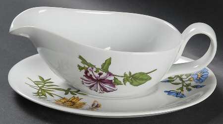 Caroline Gravy Boat & Underplate