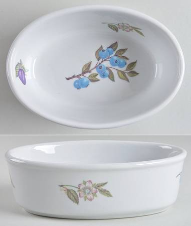 Caroline 7" Oval Baker