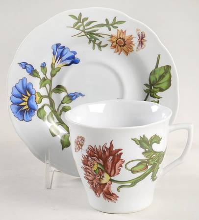 Caroline Flat Cup & Saucer Set