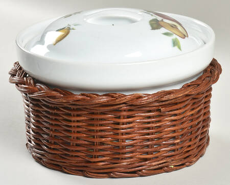 Catherine 2 Qt Round Covered Casserole & Woven Basket
