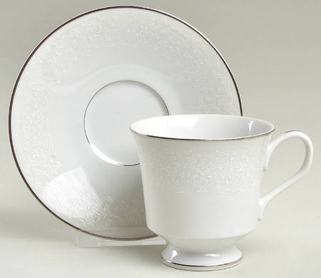 Chantilly Lace Footed Cup & Saucer Set