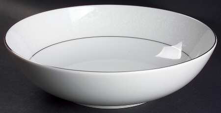 Chantilly Lace 9" Round Vegetable Bowl