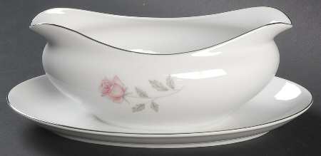 Spring Bouquet Gravy Boat with Attached Underplate