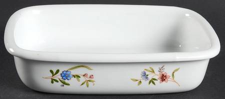 Versailles (Scalloped) 8" Rectangular Baker