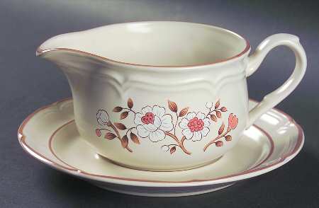 Idlewild Gravy Boat & Underplate