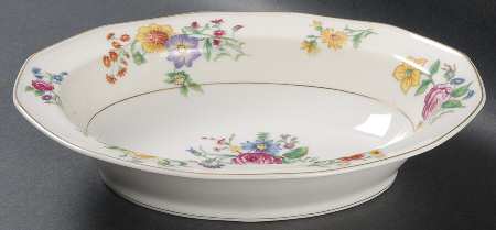 Bouquet 9" Oval Vegetable Bowl