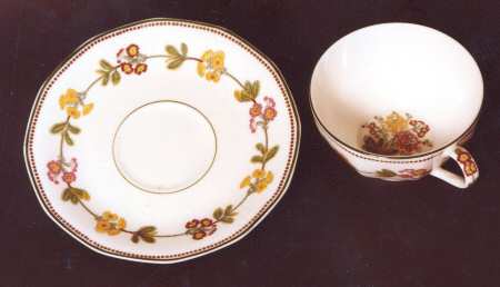 Primrose Flat Cup & Saucer Set