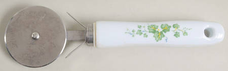 Callaway (Corelle) Ceramic Handle Cutter-Pizza