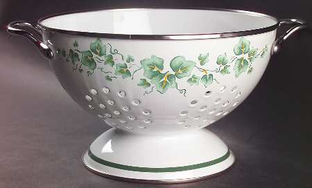 Callaway (Corelle) 3 Quart Metal Colander