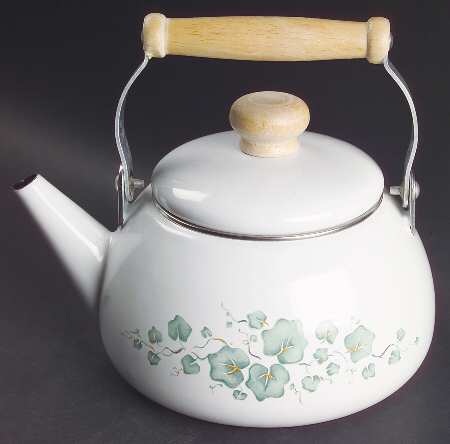 Callaway (Corelle) Metal Kettle & Lid