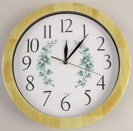 Callaway (Corelle) Hanging Wall Clock