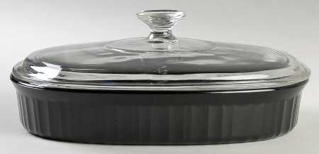 Classic Black 1.5 Qt Oval Covered Divided Casserole