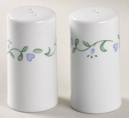 Country Cottage (Corelle) Salt & Pepper Set